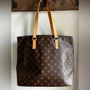 Excellent condition Louis Vuitton Cabos Mezzo leather tote